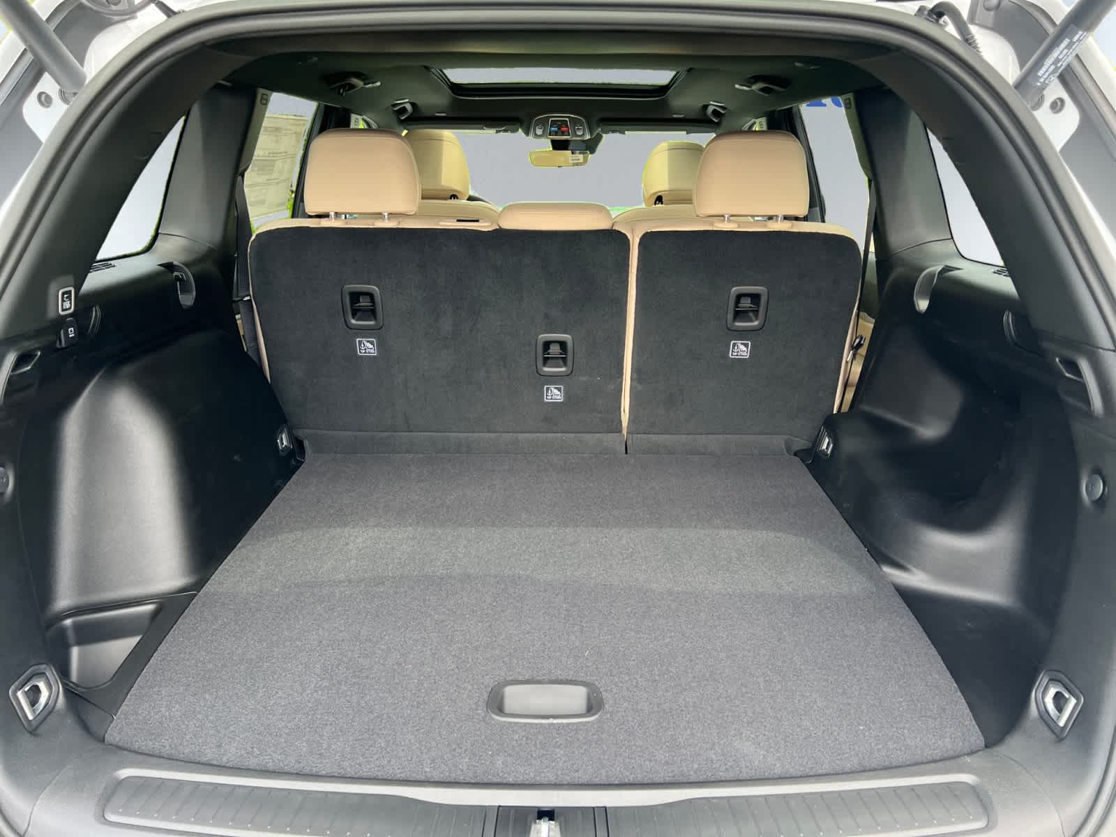 new 2025 Jeep Grand Cherokee car, priced at $49,415
