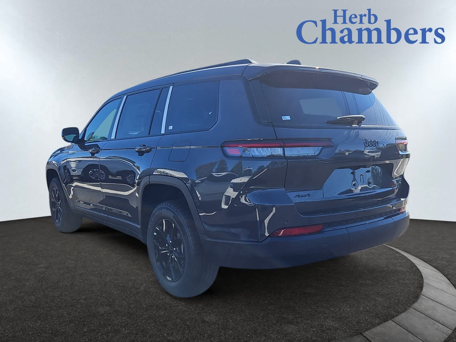 new 2024 Jeep Grand Cherokee car, priced at $47,574