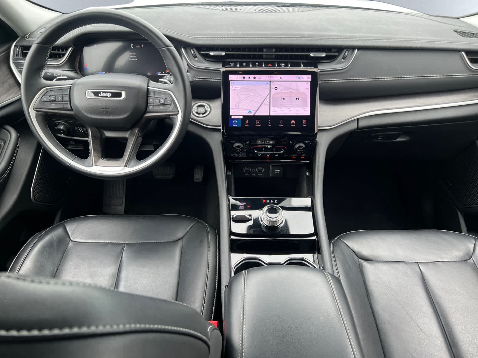 used 2022 Jeep Grand Cherokee car, priced at $36,998