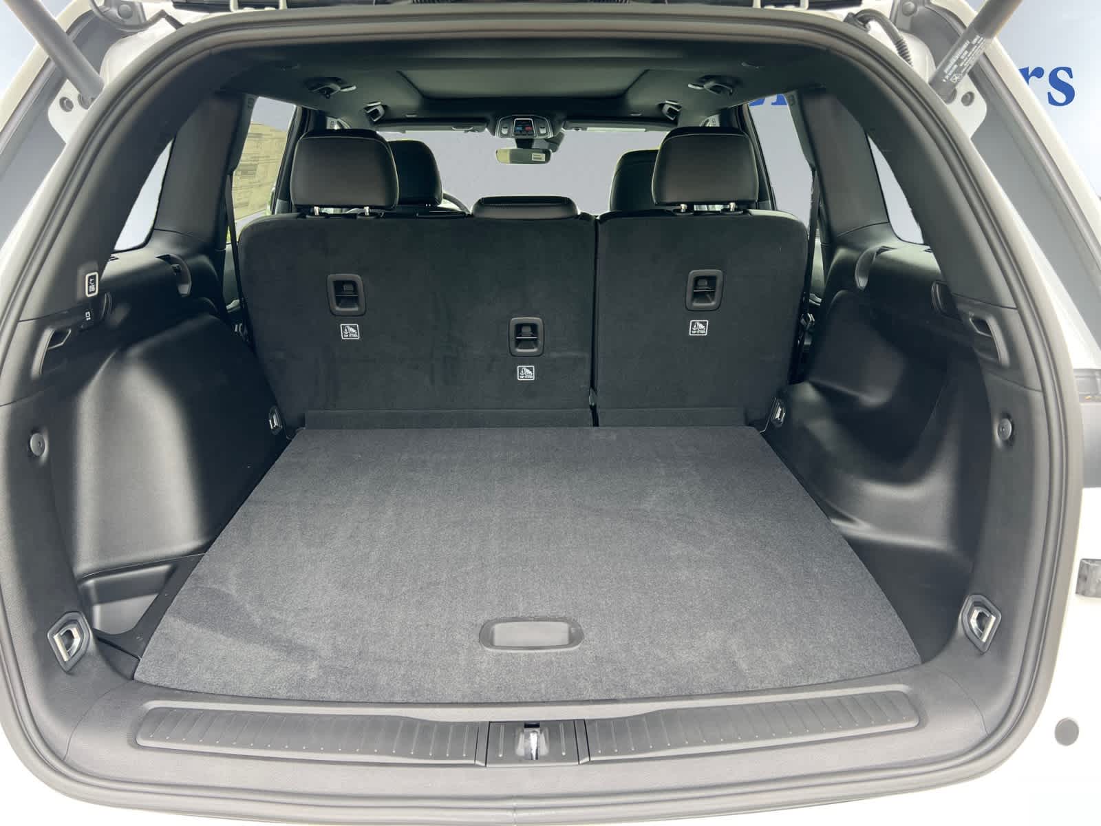 new 2025 Jeep Grand Cherokee car, priced at $49,415