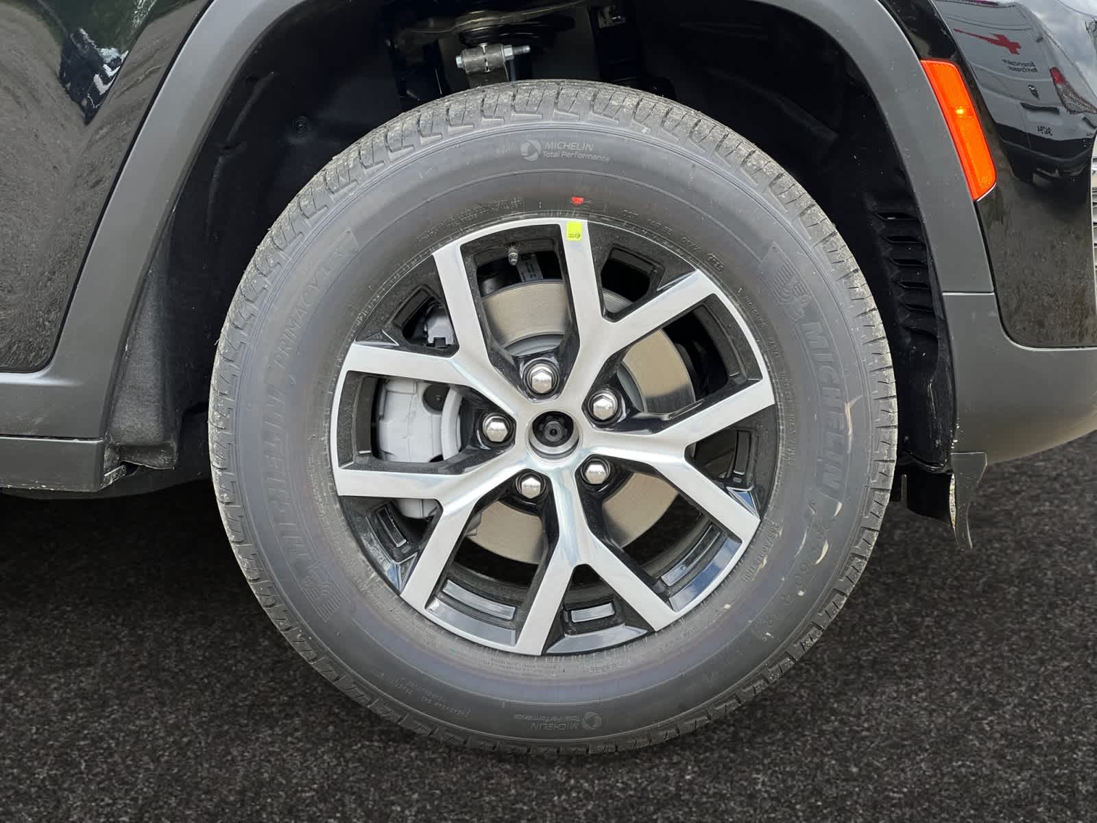 new 2025 Jeep Grand Cherokee car, priced at $48,010