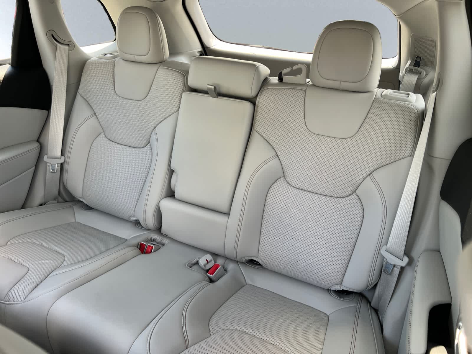 used 2022 Jeep Cherokee car, priced at $29,198
