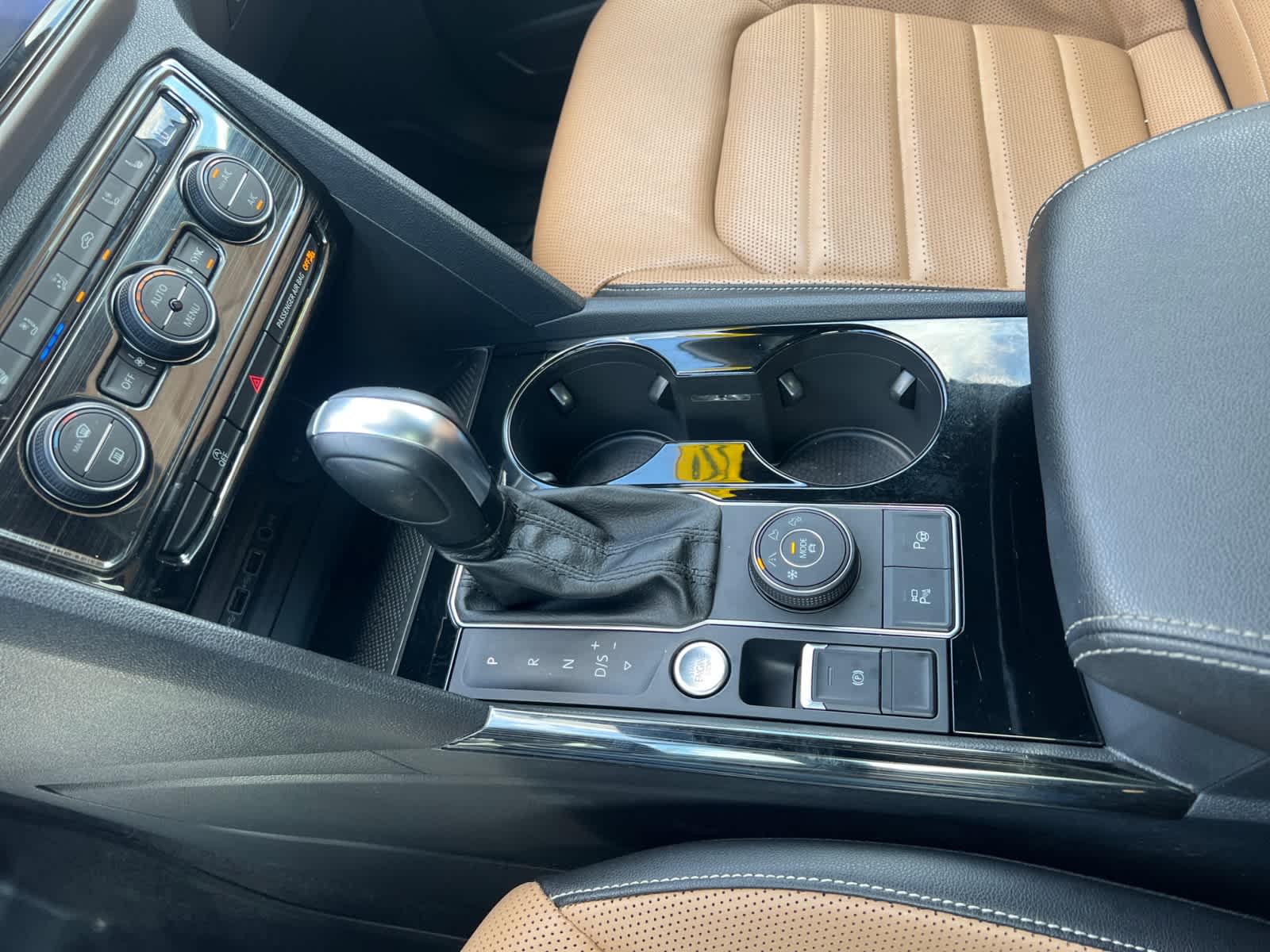 used 2020 Volkswagen Atlas Cross Sport car, priced at $24,998