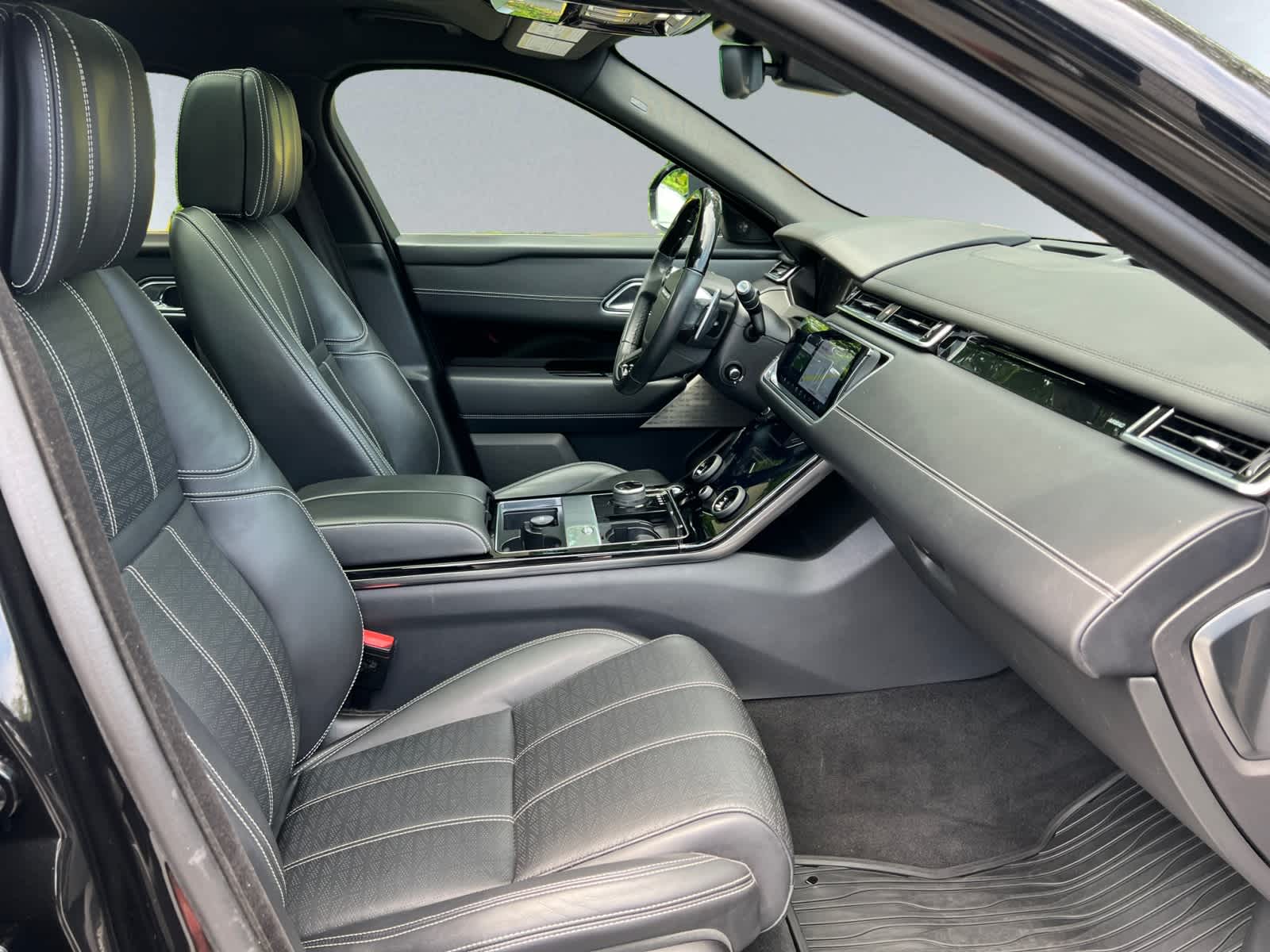 used 2018 Land Rover Range Rover Velar car, priced at $32,998