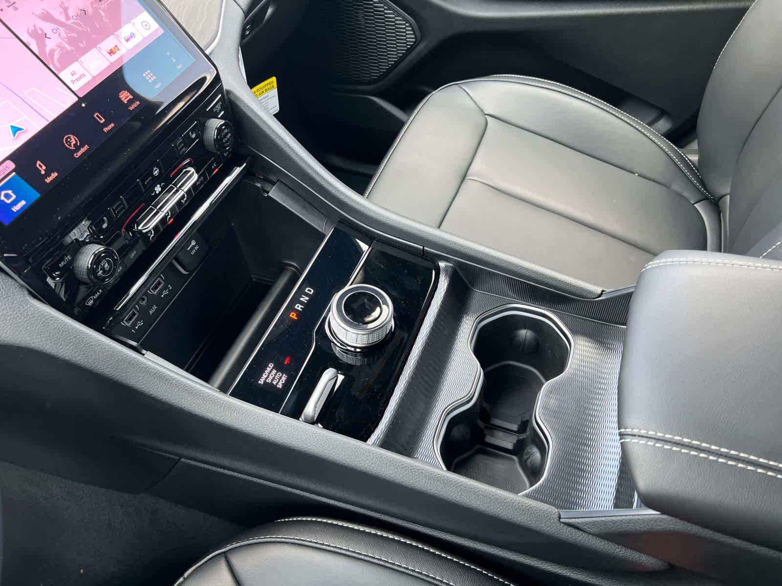 new 2025 Jeep Grand Cherokee car, priced at $48,010