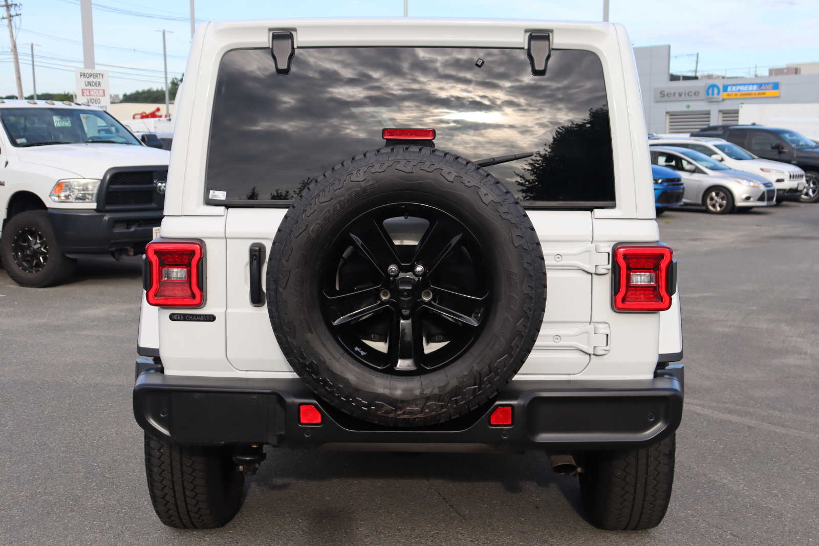 used 2021 Jeep Wrangler car, priced at $32,998