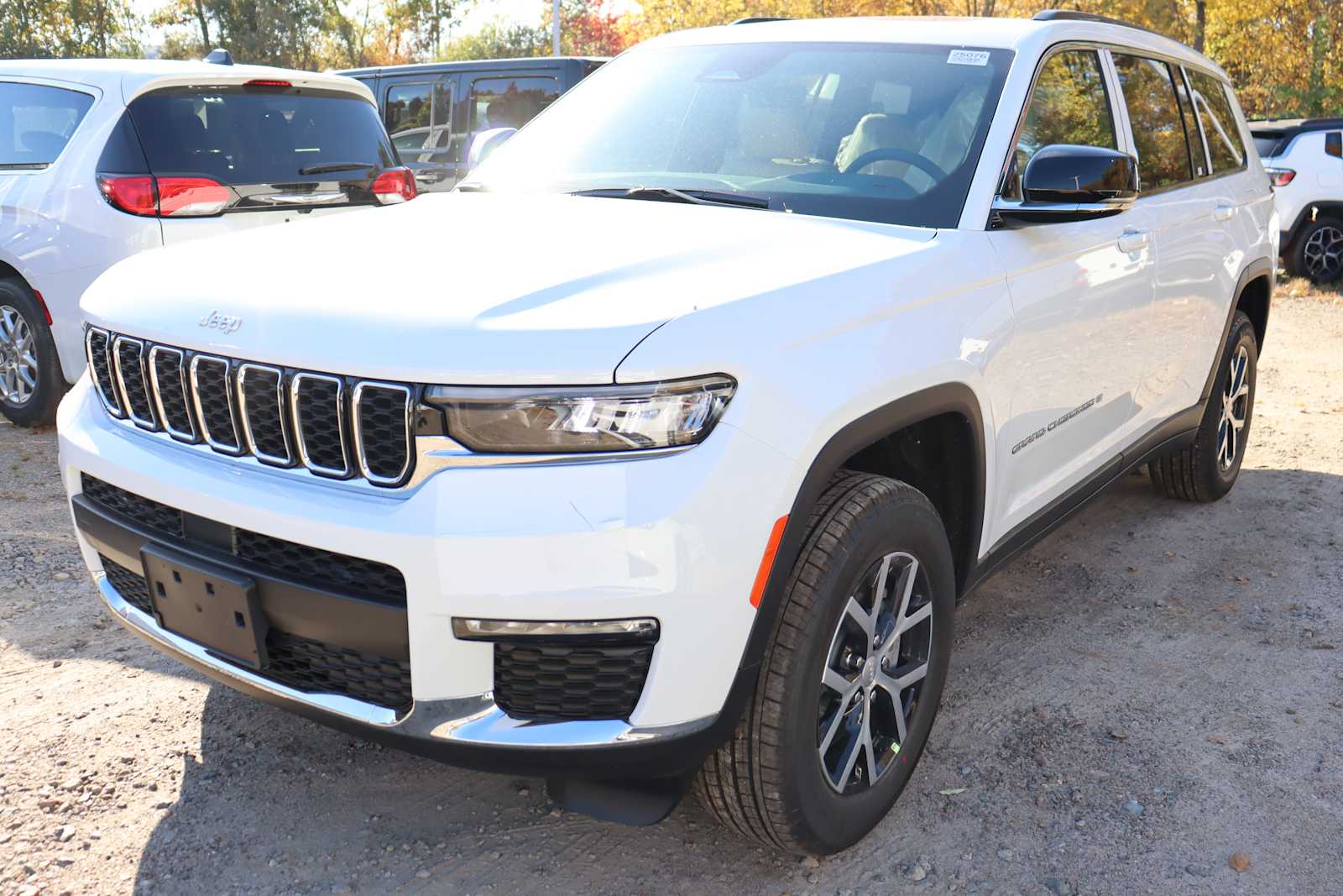 new 2025 Jeep Grand Cherokee car, priced at $48,364