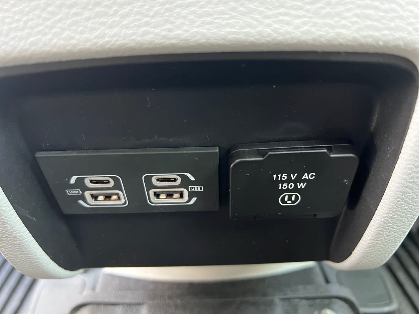 used 2022 Jeep Cherokee car, priced at $29,198