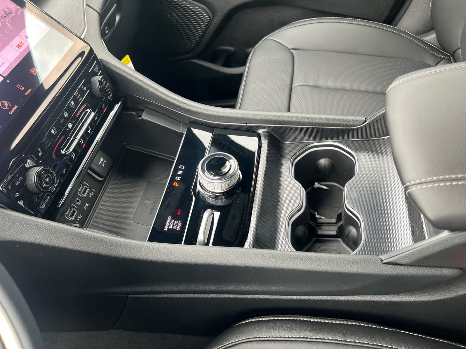 new 2025 Jeep Grand Cherokee car, priced at $50,935