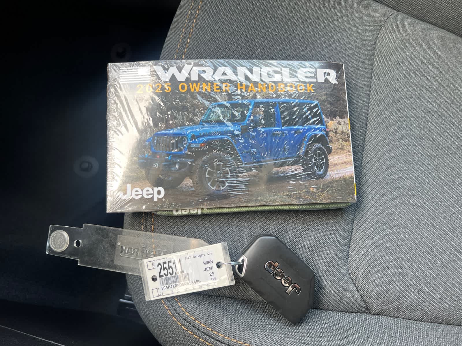 new 2025 Jeep Wrangler car, priced at $45,245