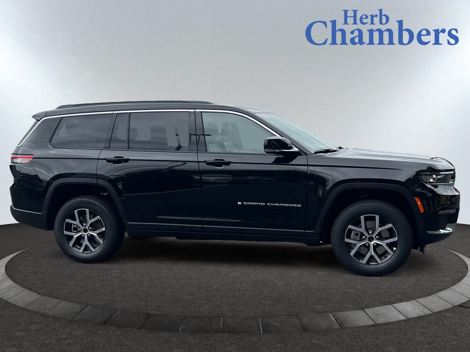 new 2025 Jeep Grand Cherokee car, priced at $50,860