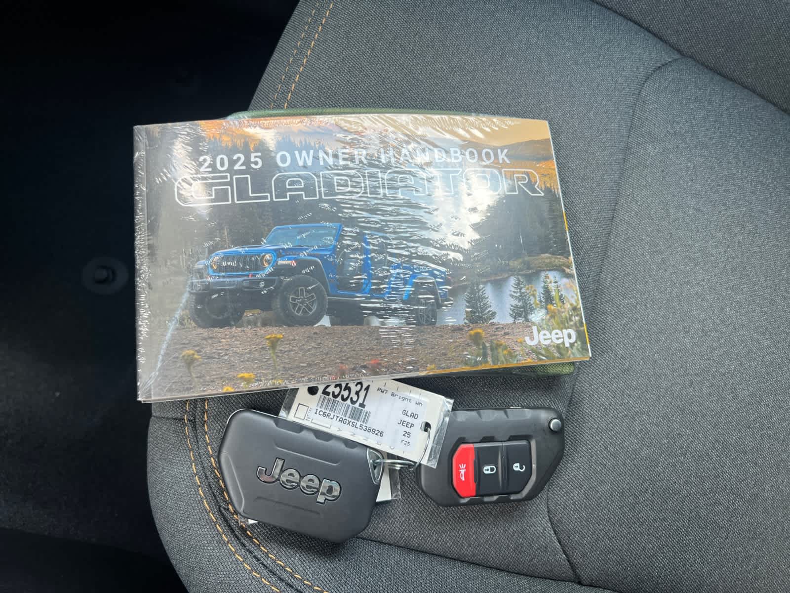 new 2025 Jeep Gladiator car, priced at $44,510
