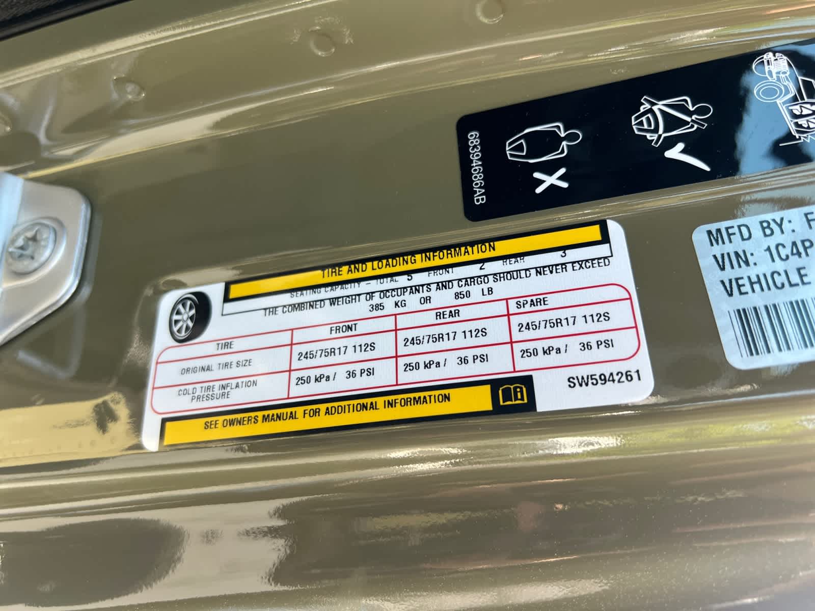 new 2025 Jeep Wrangler car, priced at $53,595