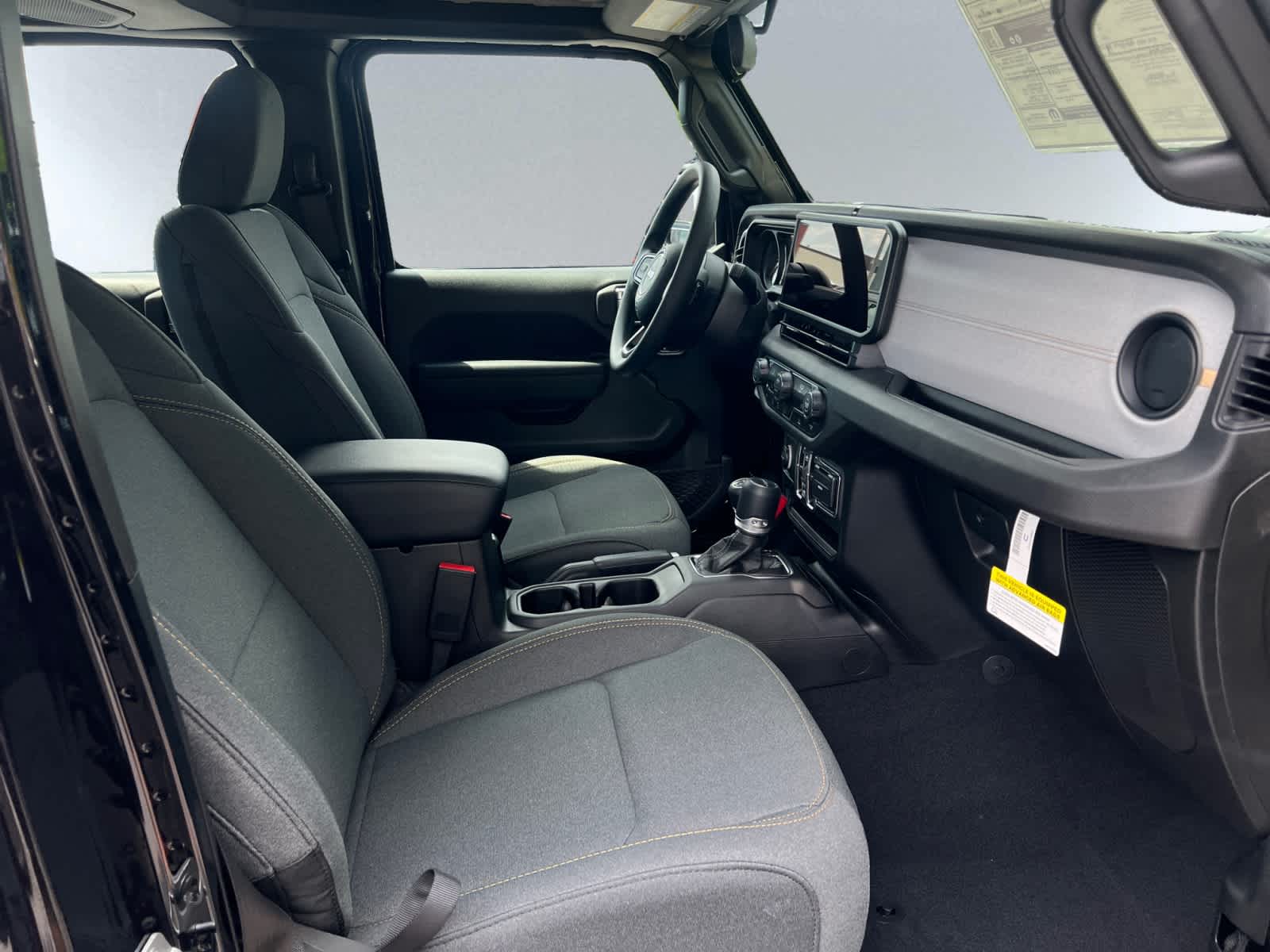 new 2025 Jeep Gladiator car, priced at $45,105