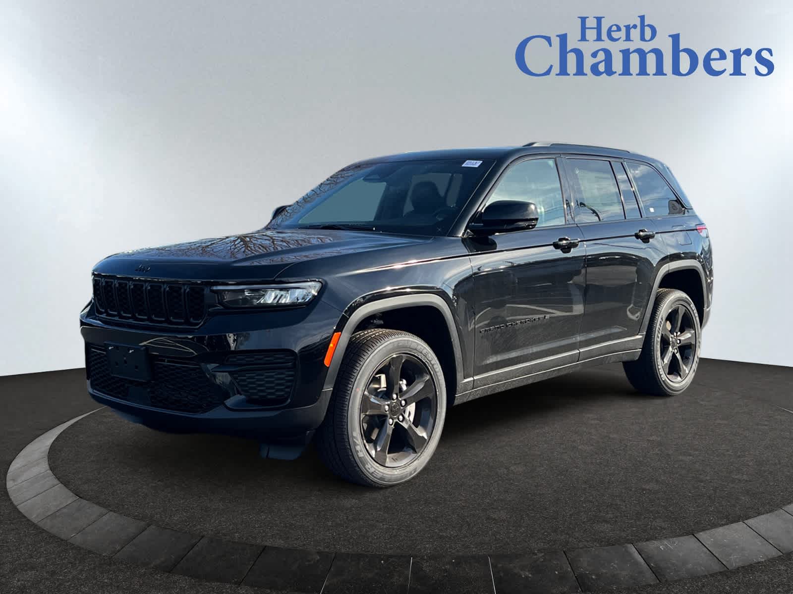 new 2025 Jeep Grand Cherokee car, priced at $47,075