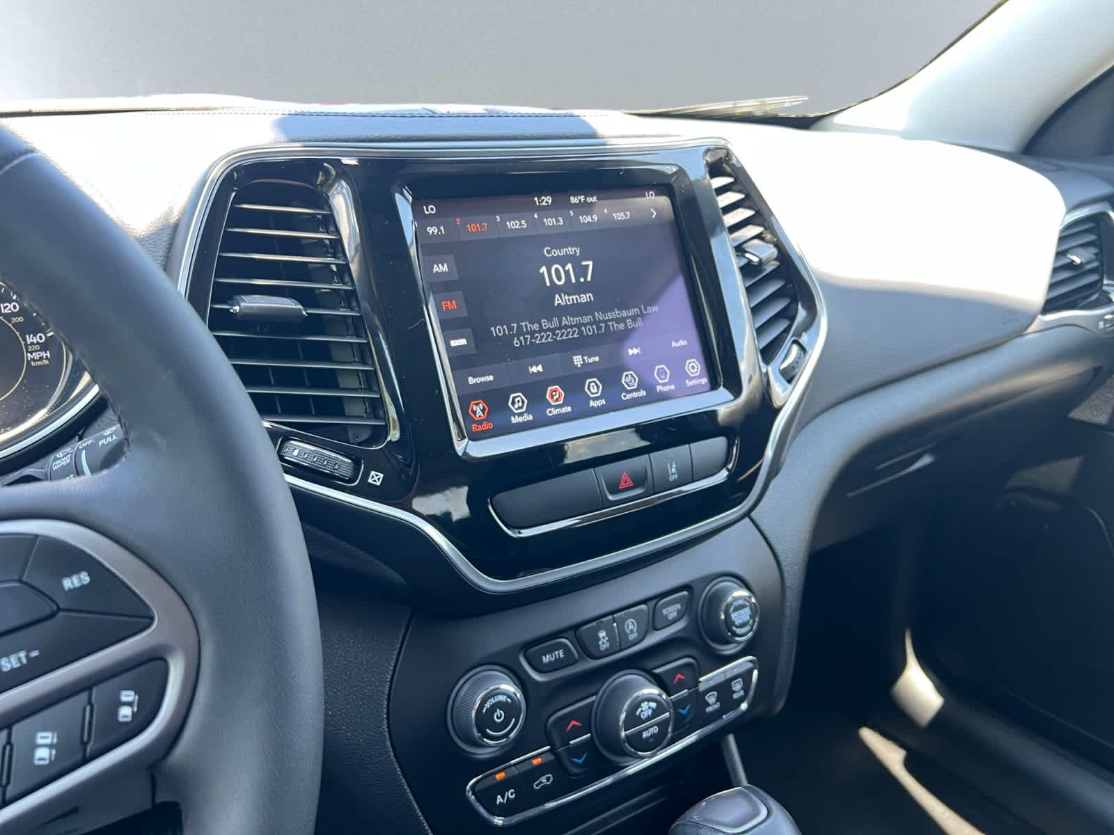 used 2022 Jeep Cherokee car, priced at $28,998