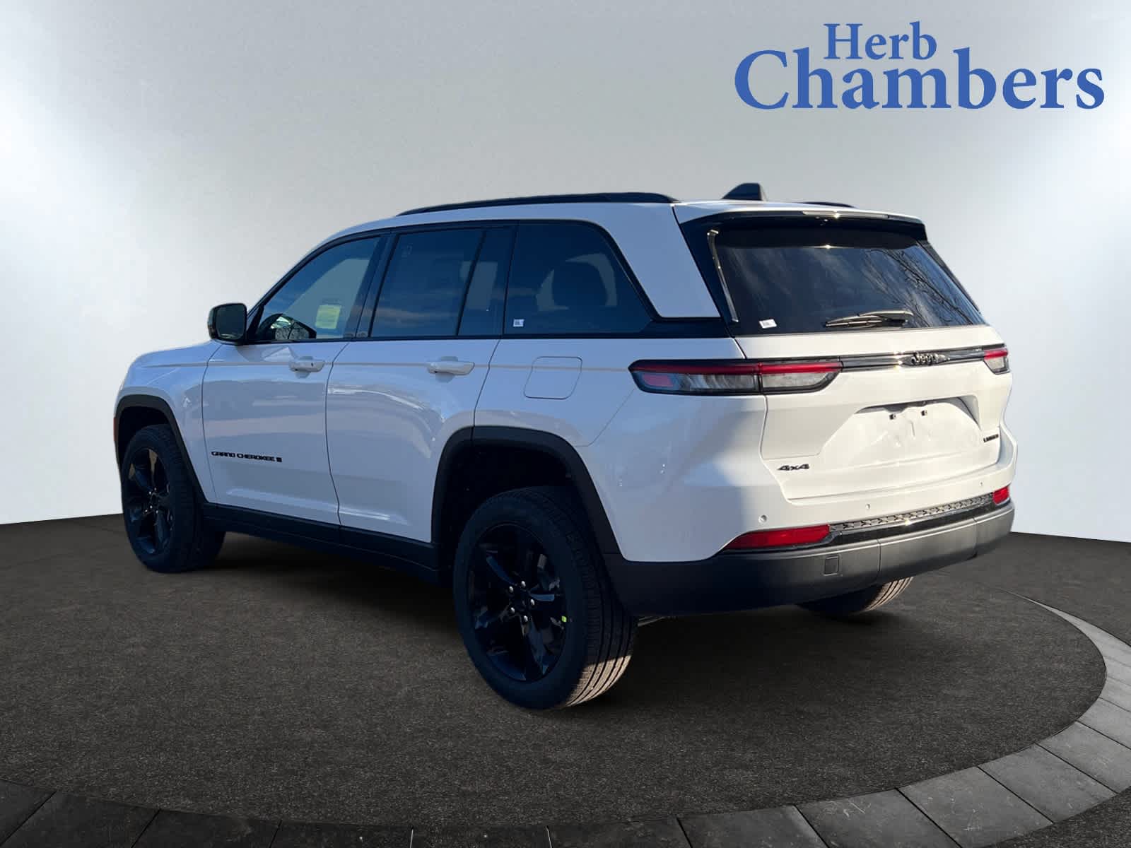 new 2025 Jeep Grand Cherokee car, priced at $50,140