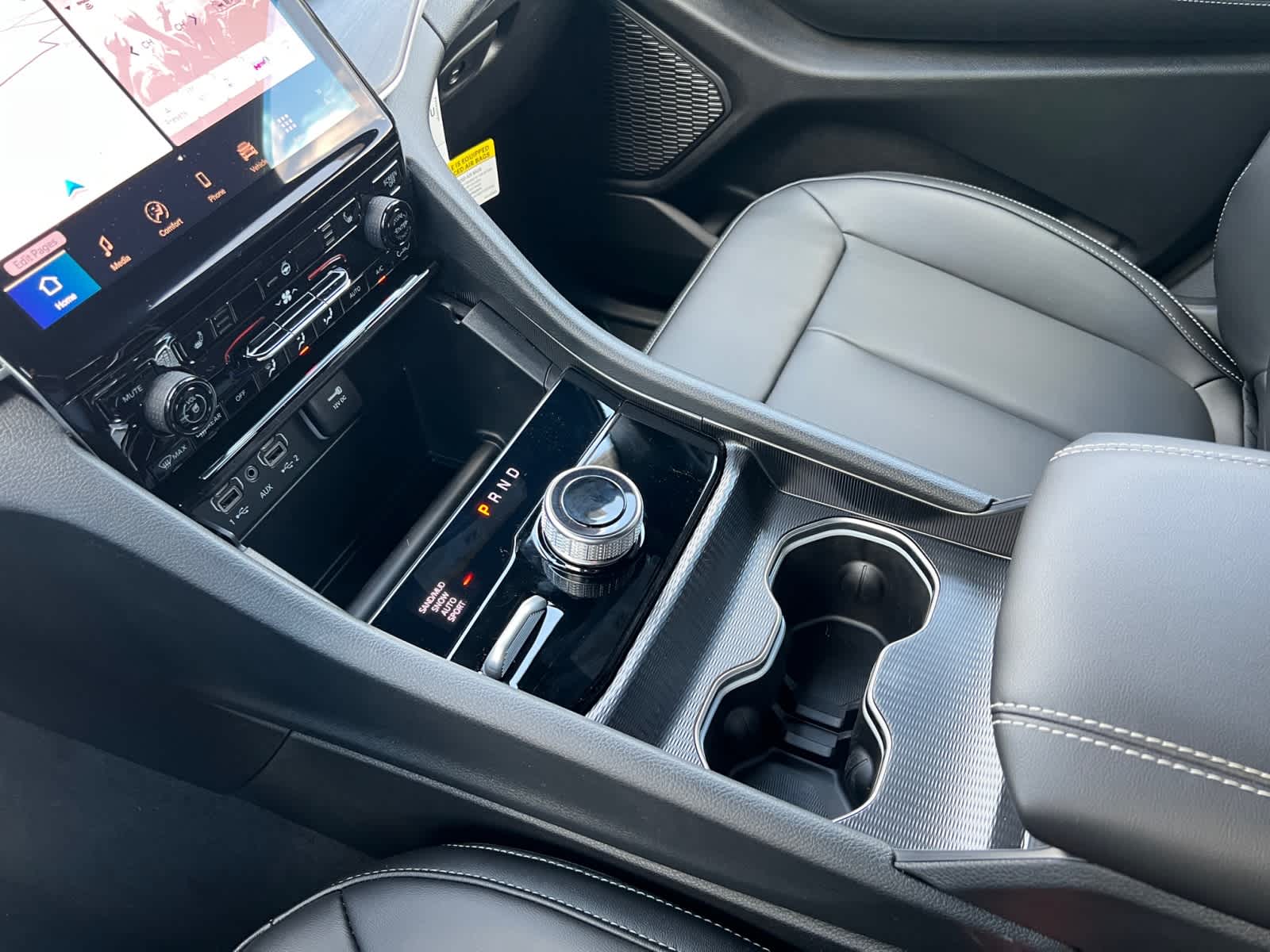 new 2025 Jeep Grand Cherokee car, priced at $48,010