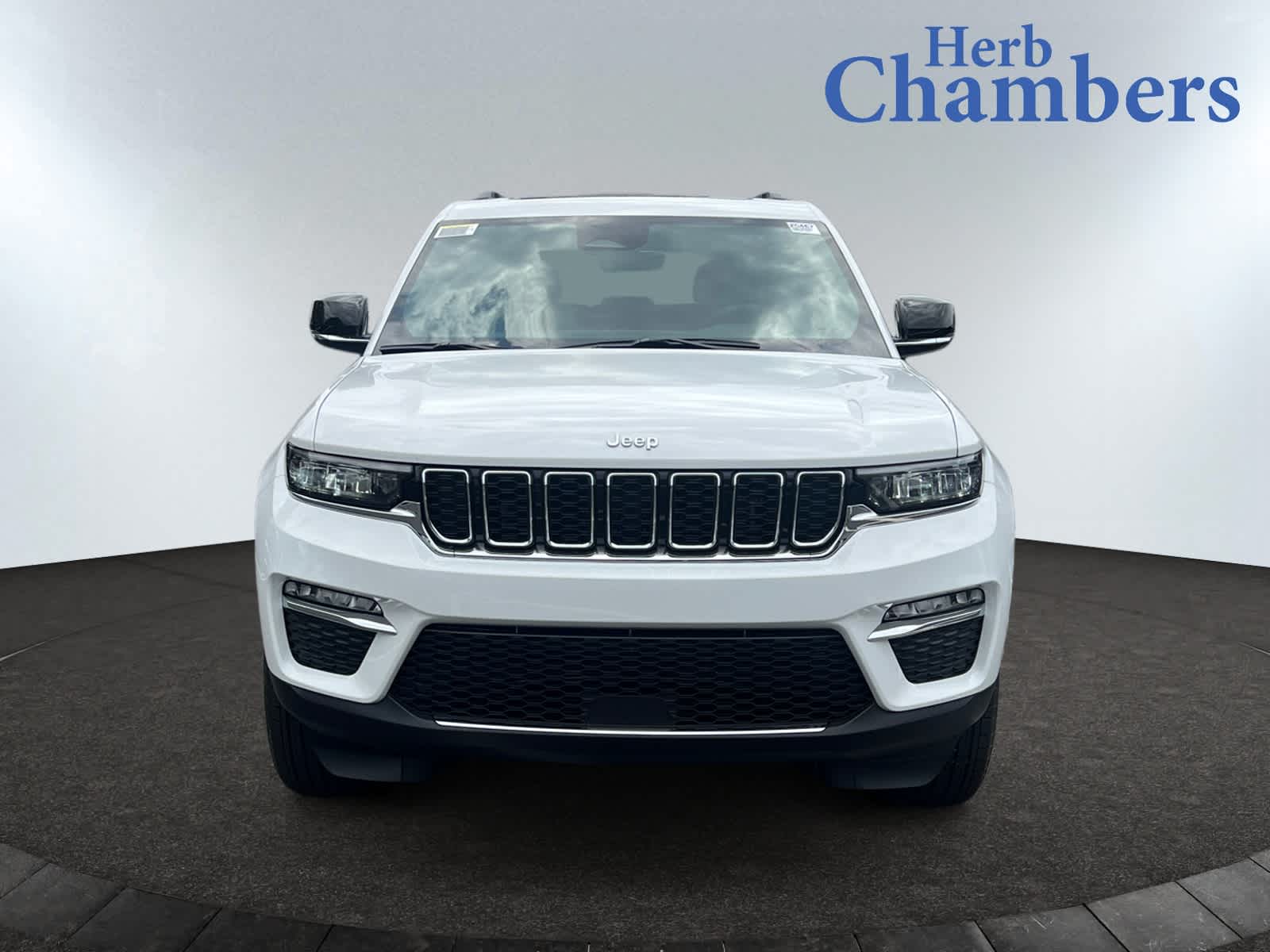 new 2025 Jeep Grand Cherokee car, priced at $48,410