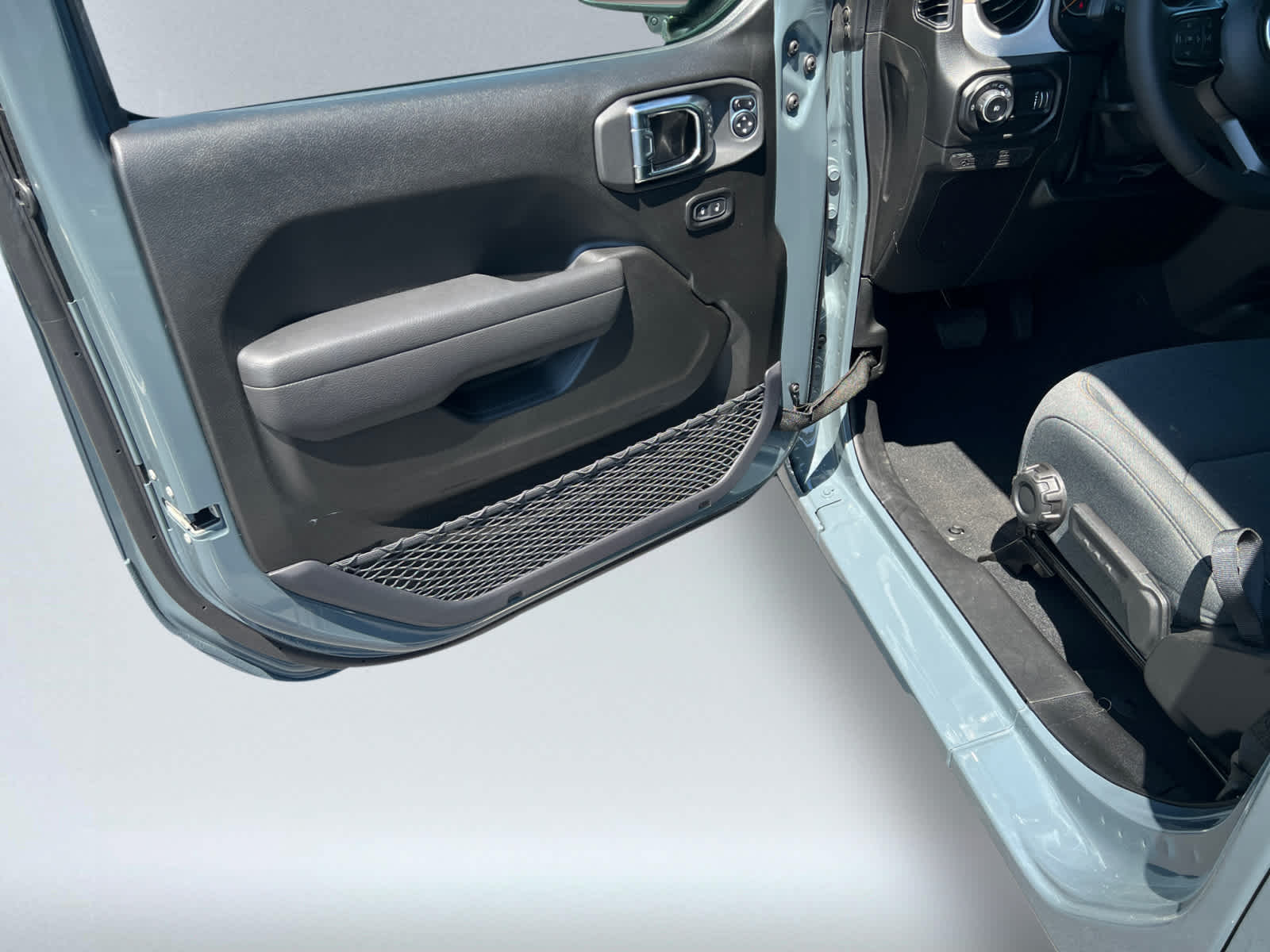 new 2025 Jeep Wrangler car, priced at $53,595