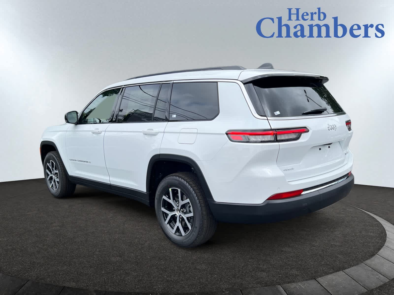 new 2025 Jeep Grand Cherokee car, priced at $49,515