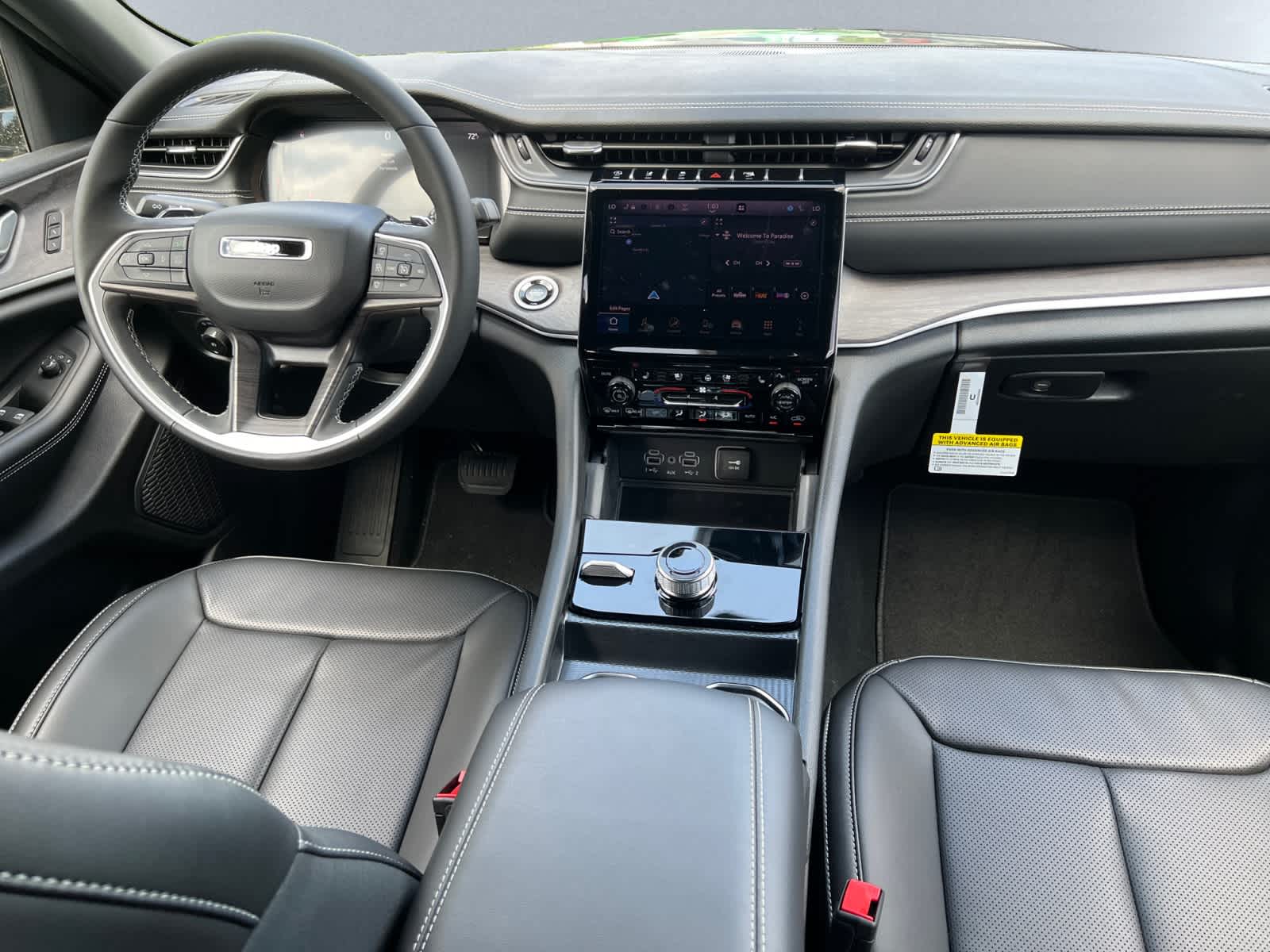 new 2025 Jeep Grand Cherokee car, priced at $50,935