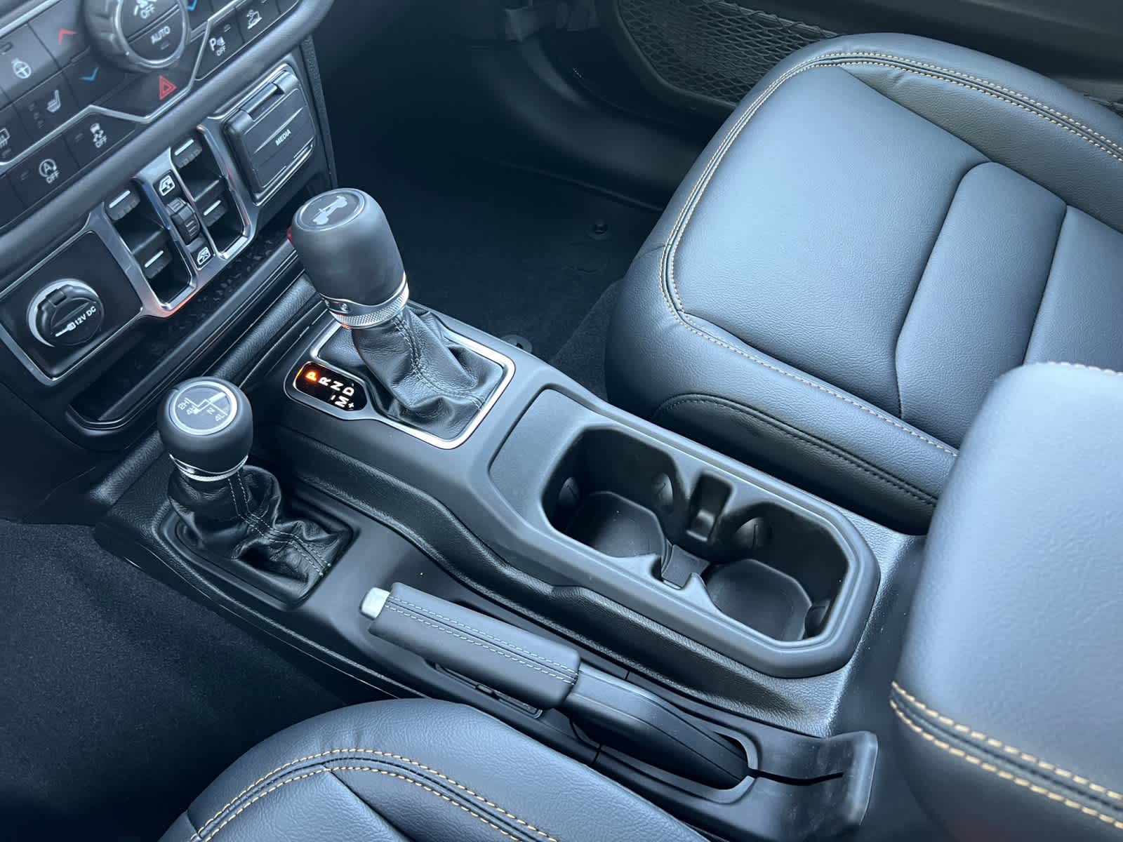 new 2025 Jeep Wrangler car, priced at $59,315