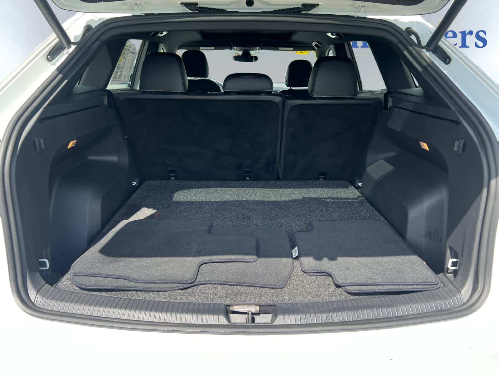 used 2020 Volkswagen Atlas Cross Sport car, priced at $24,998