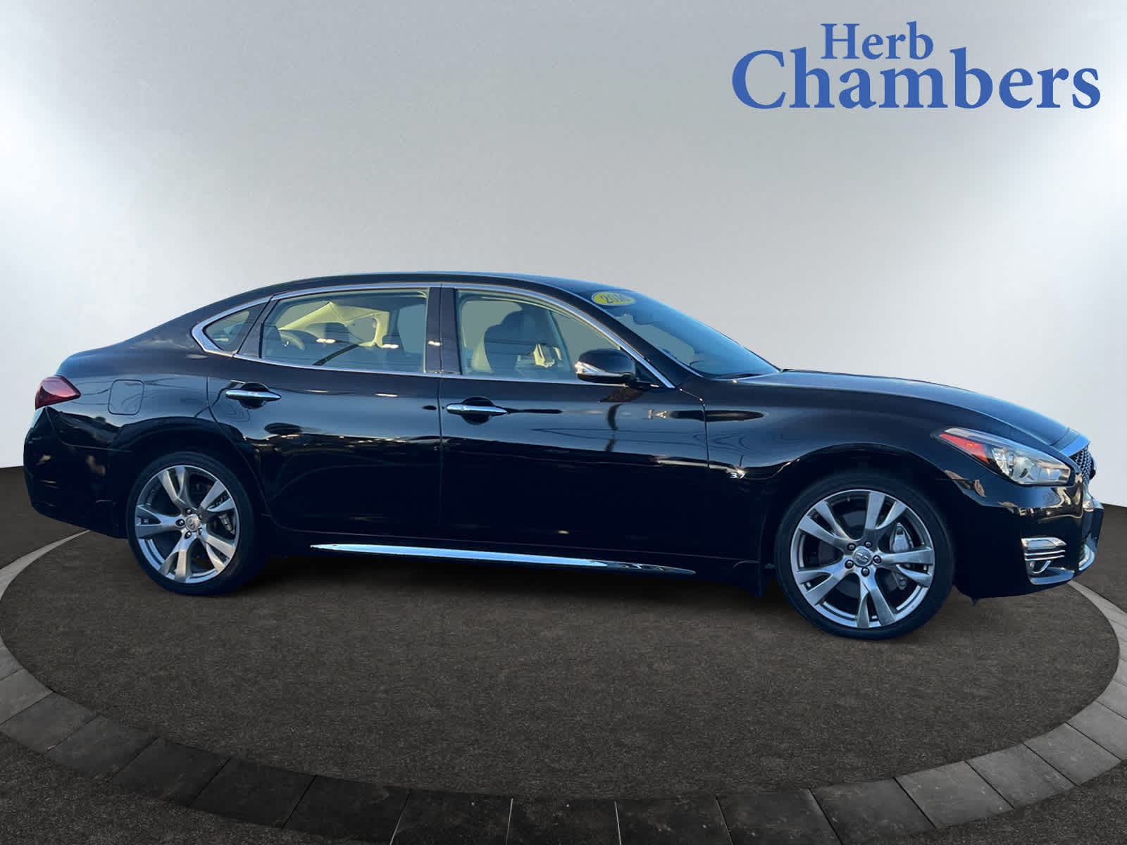 used 2016 INFINITI Q70L car, priced at $20,798