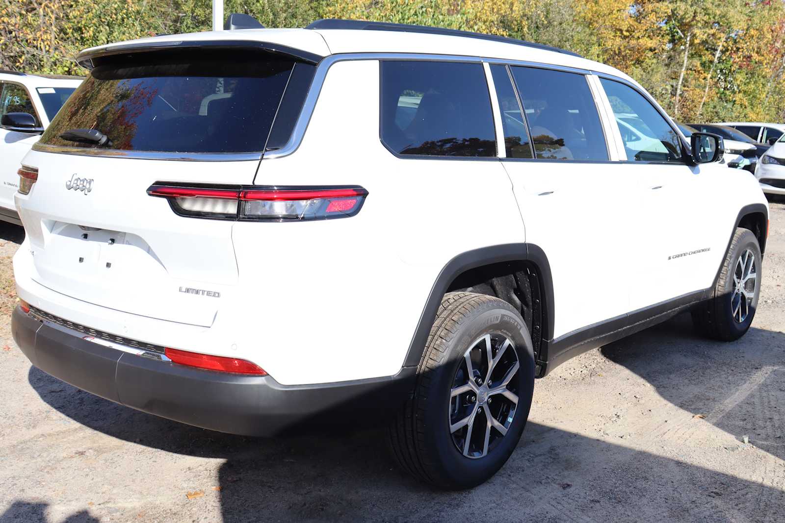 new 2025 Jeep Grand Cherokee car, priced at $48,364