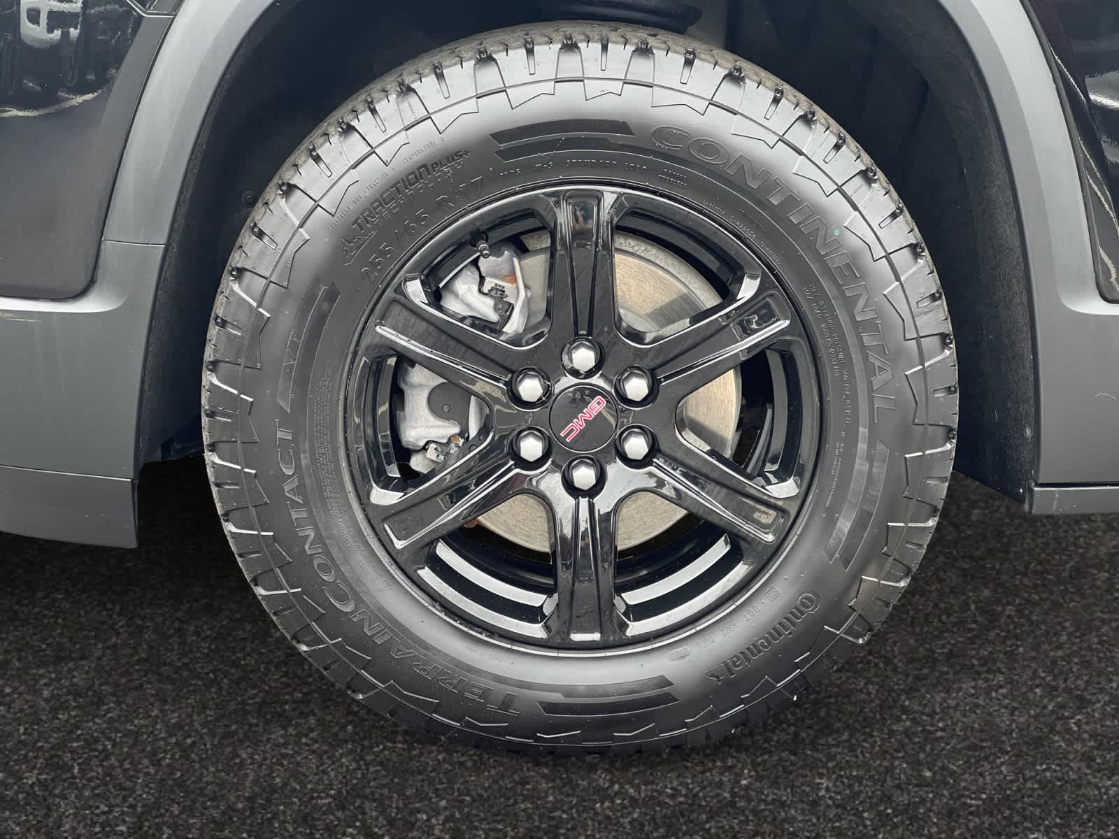 used 2023 GMC Acadia car, priced at $39,998
