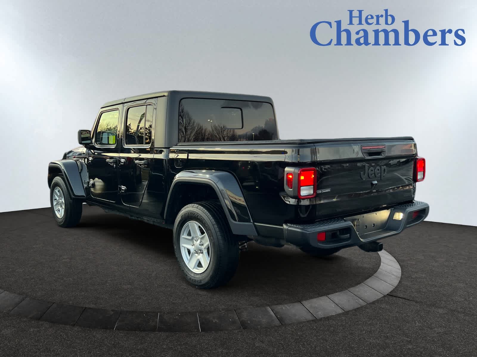 used 2021 Jeep Gladiator car, priced at $29,798