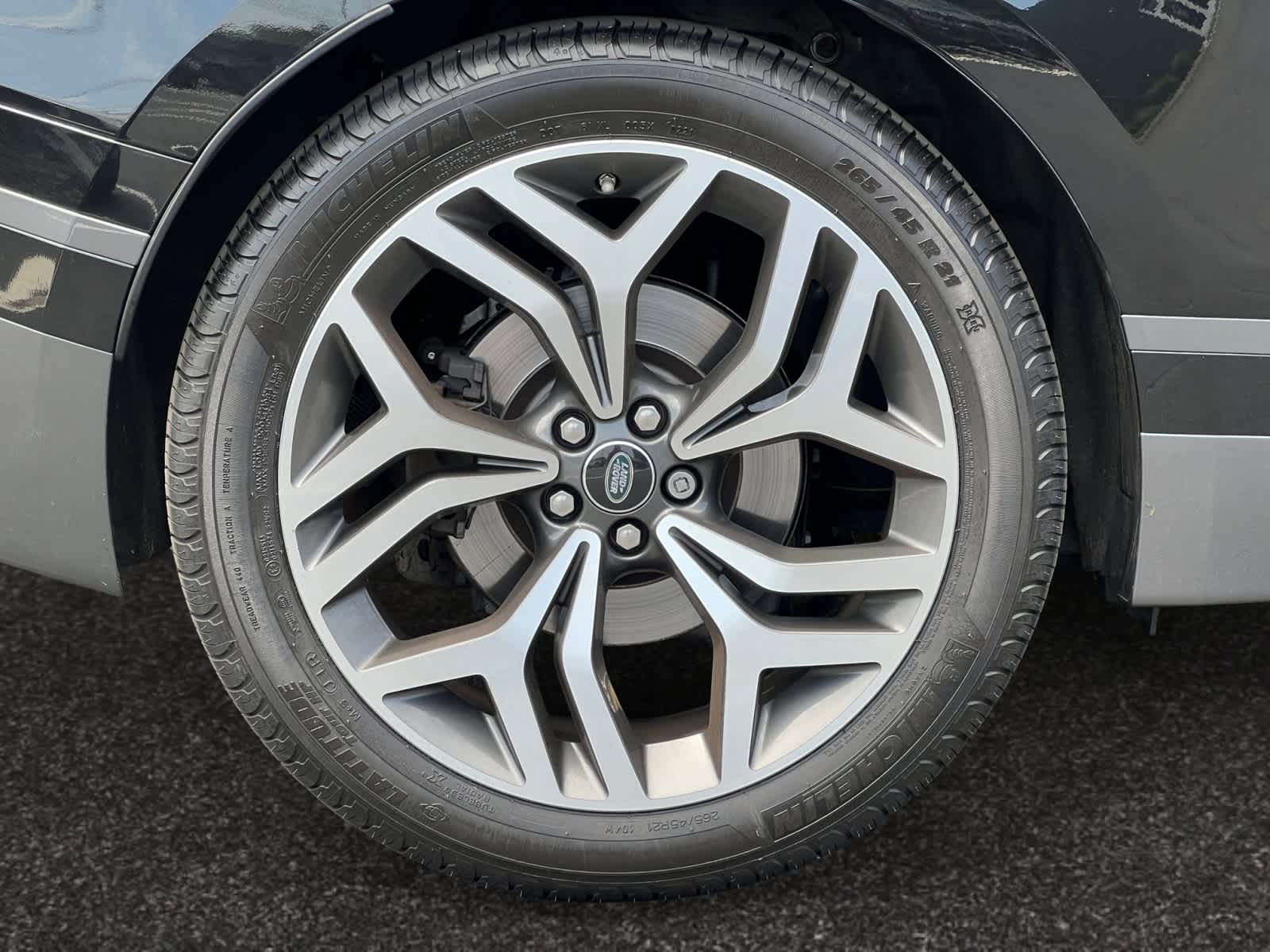 used 2018 Land Rover Range Rover Velar car, priced at $32,998