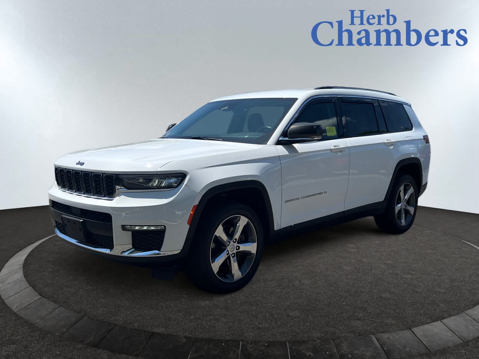 used 2021 Jeep Grand Cherokee L car, priced at $32,998