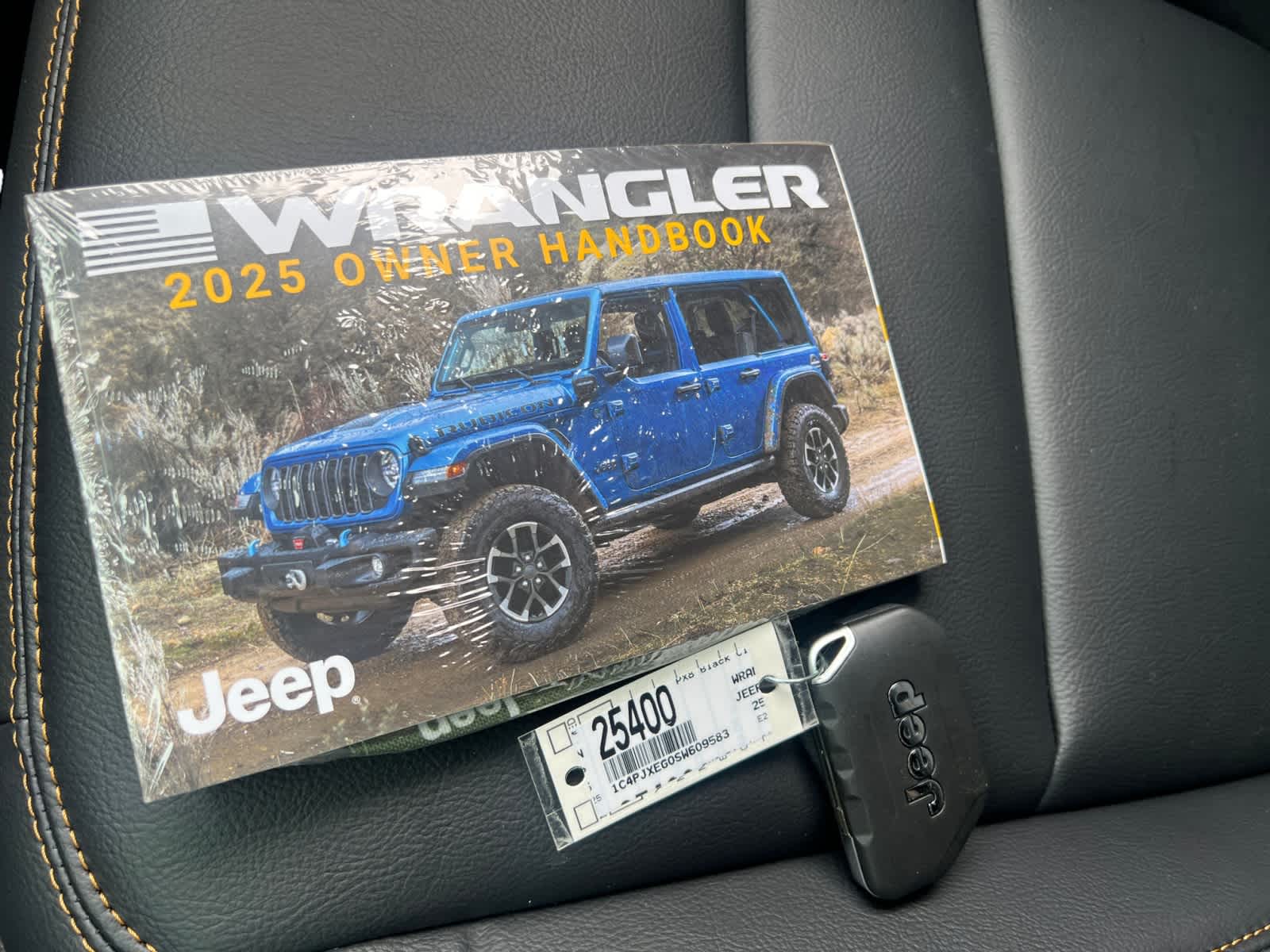 new 2025 Jeep Wrangler car, priced at $61,315