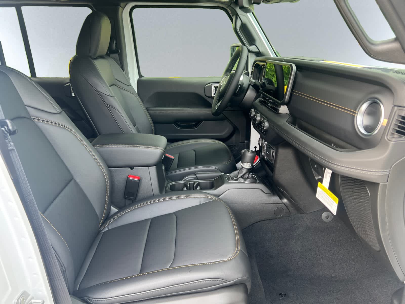 new 2025 Jeep Wrangler car, priced at $60,720