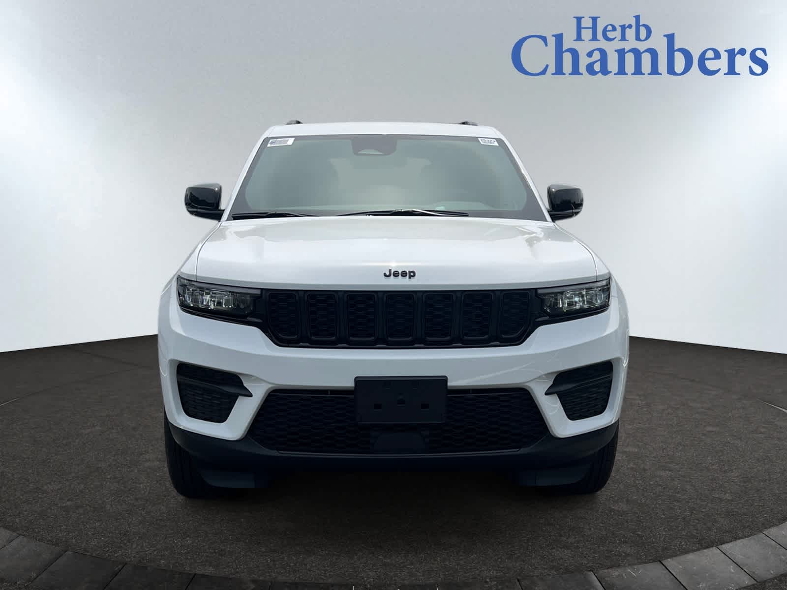 new 2025 Jeep Grand Cherokee car, priced at $45,635