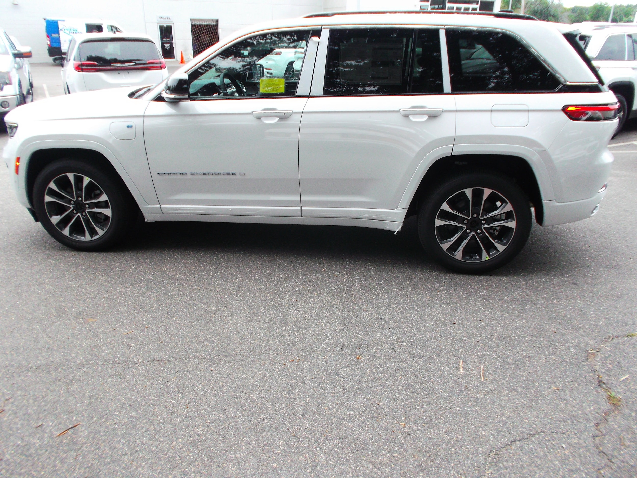 new 2023 Jeep Grand Cherokee 4xe car, priced at $71,025