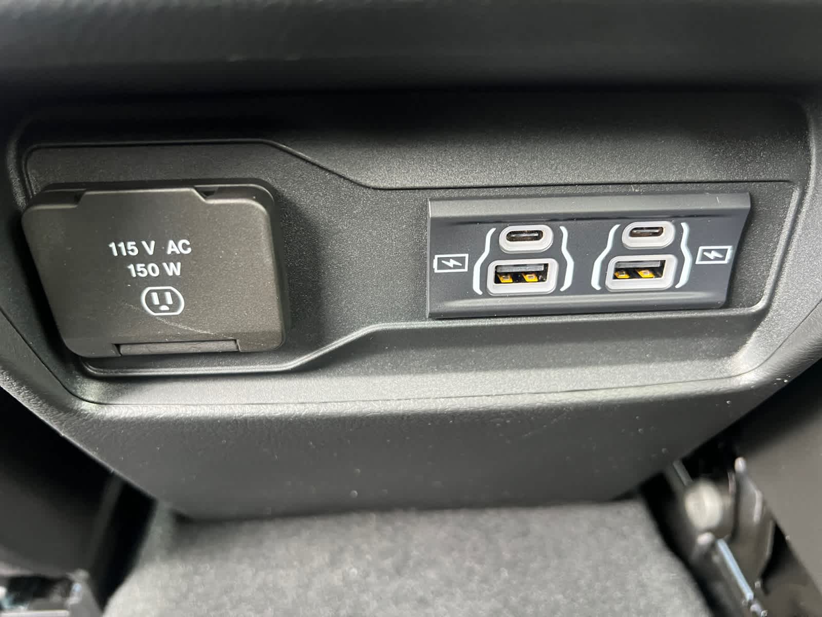new 2025 Jeep Grand Cherokee car, priced at $44,230