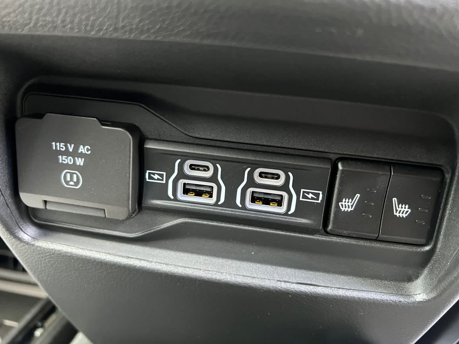 new 2025 Jeep Grand Cherokee car, priced at $48,010
