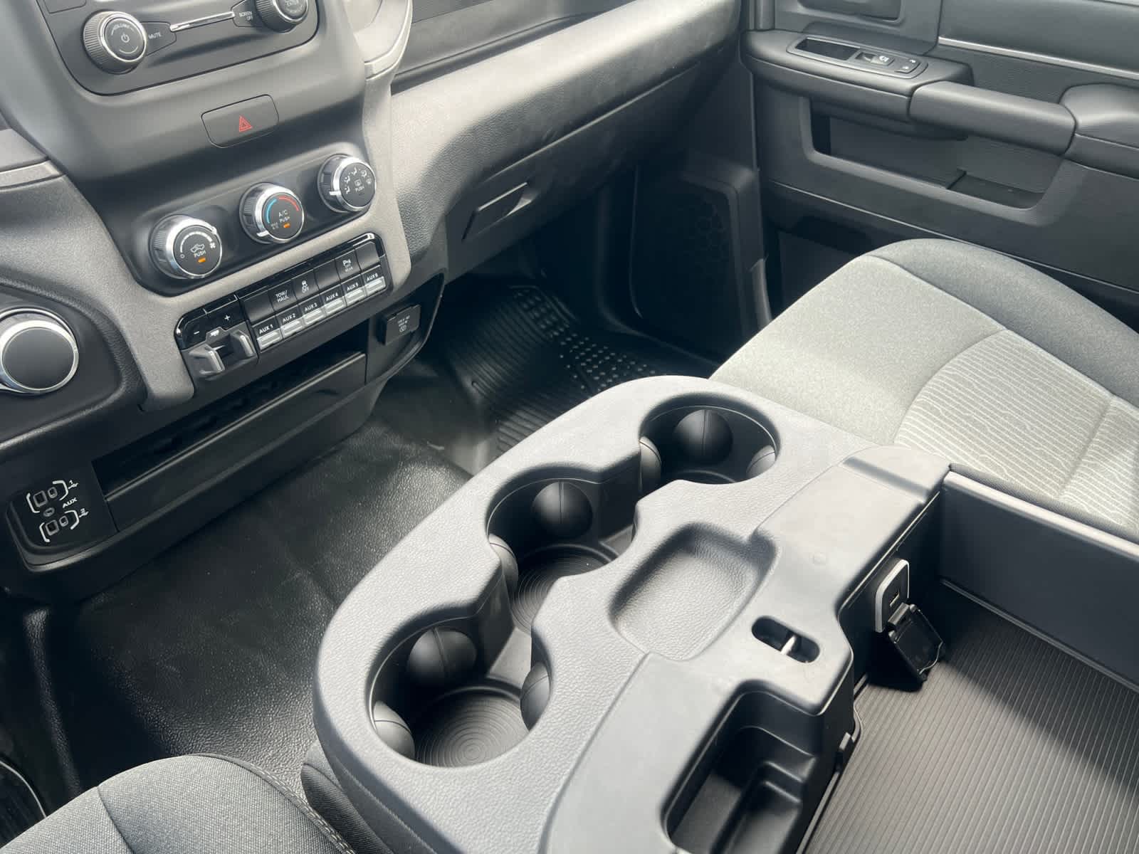 new 2024 Ram 3500 car, priced at $55,675