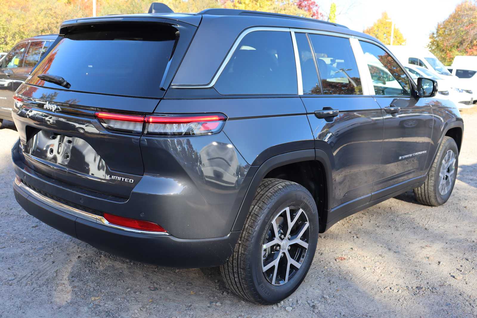 new 2025 Jeep Grand Cherokee car, priced at $46,859