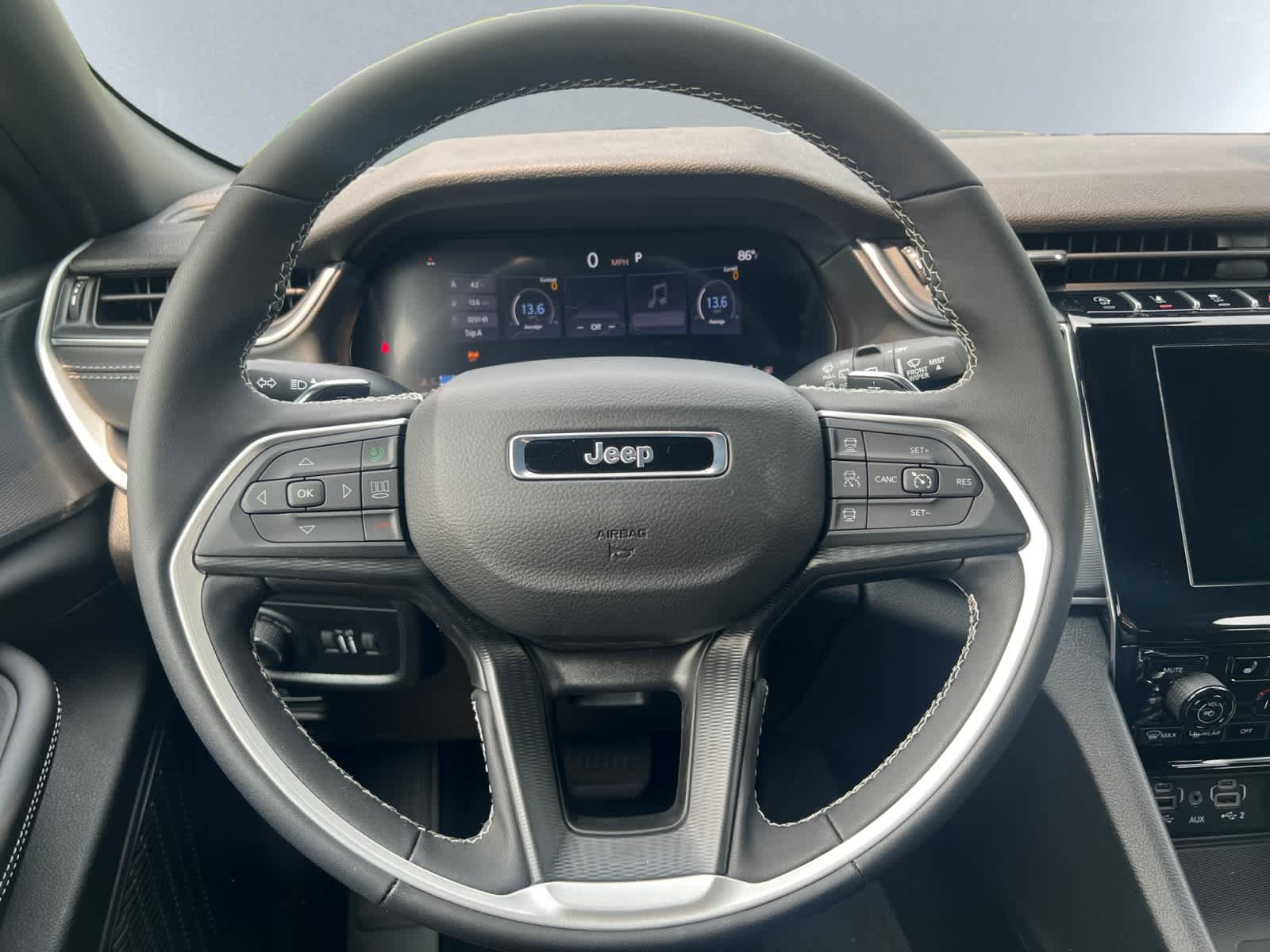 new 2025 Jeep Grand Cherokee car, priced at $44,135