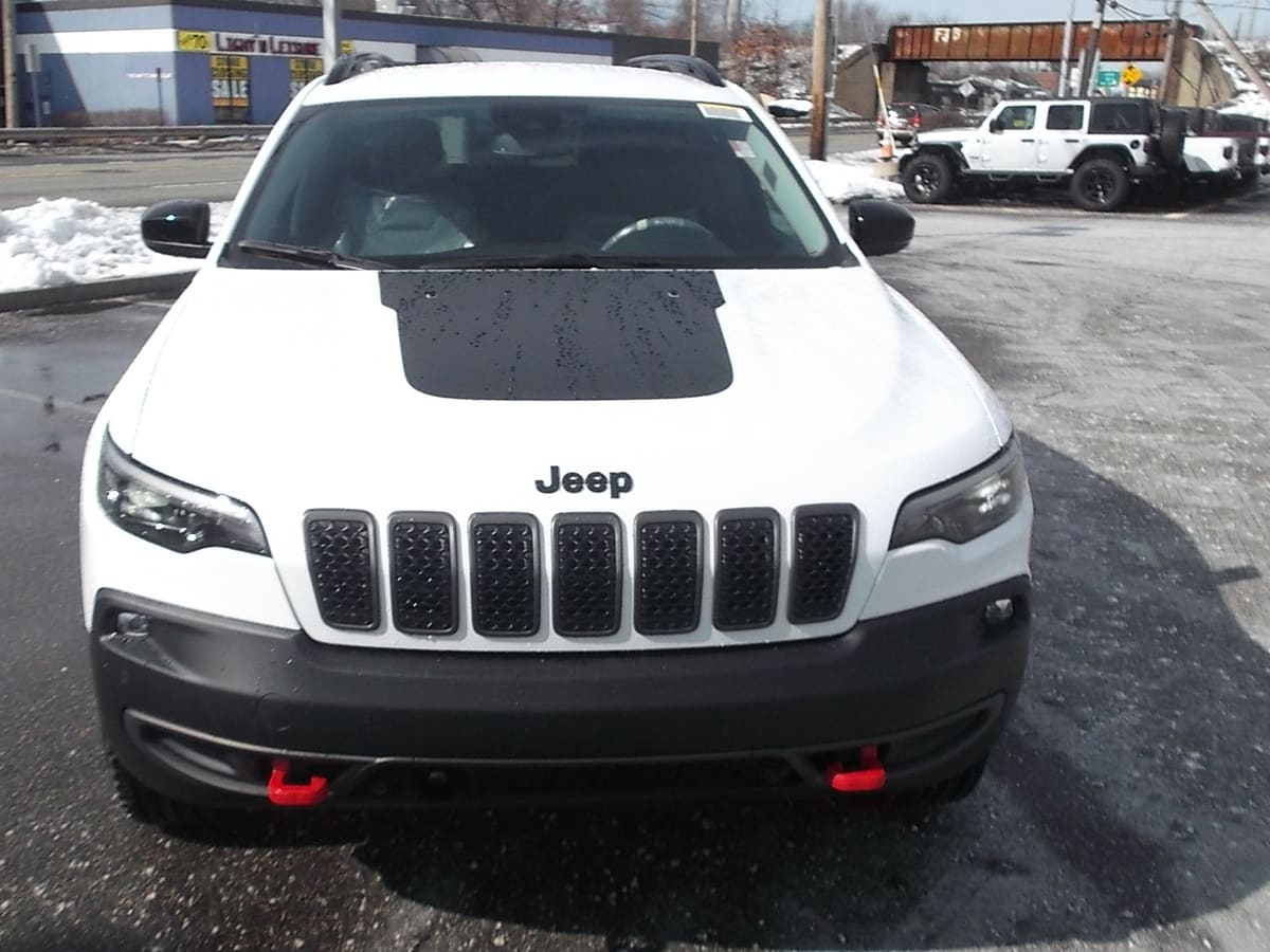 new 2023 Jeep Cherokee car, priced at $37,390