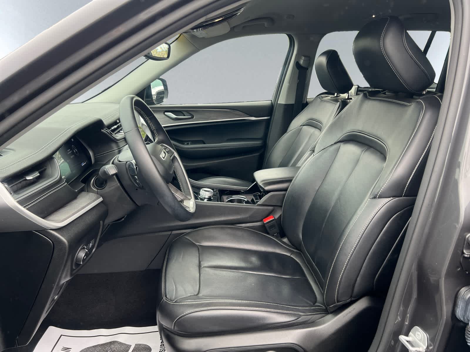 used 2021 Jeep Grand Cherokee L car, priced at $31,198