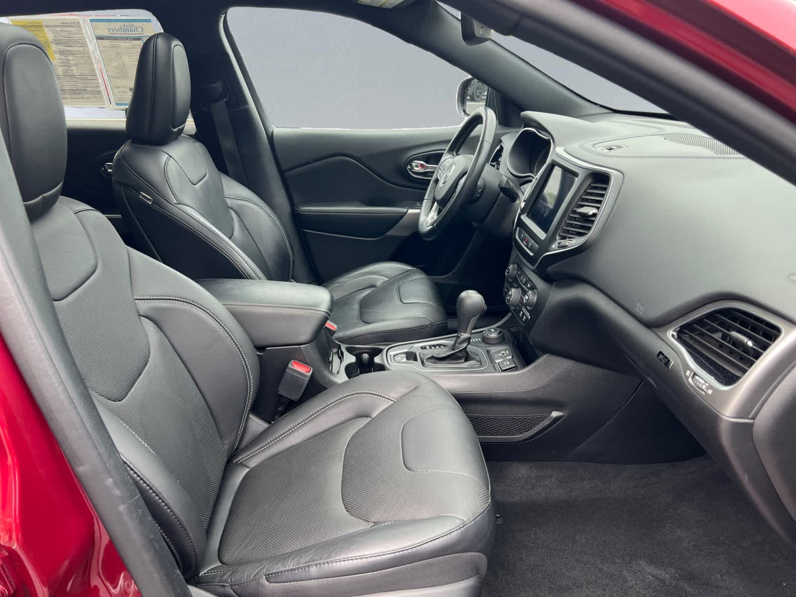 used 2021 Jeep Cherokee car, priced at $24,998