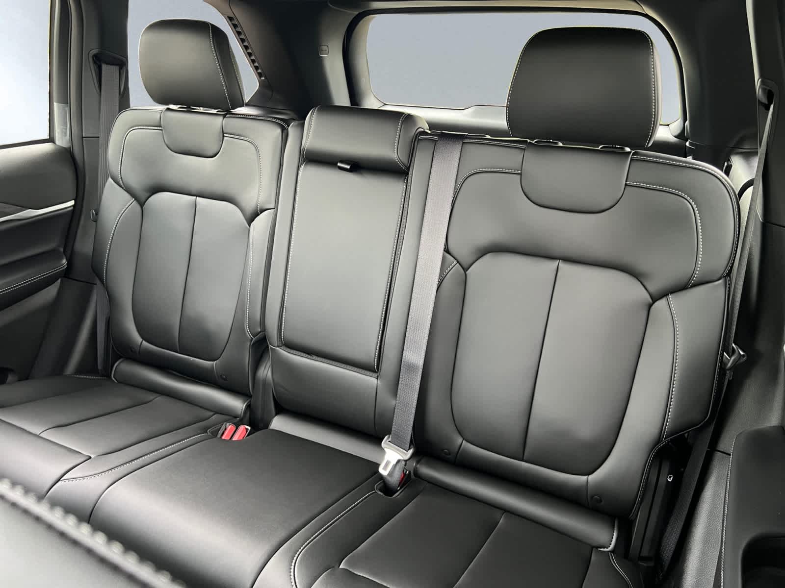 new 2025 Jeep Grand Cherokee car, priced at $49,415