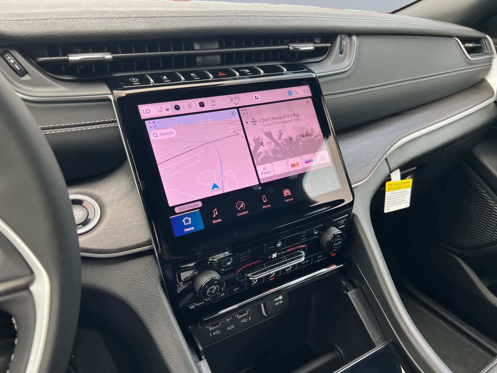 new 2025 Jeep Grand Cherokee car, priced at $50,010