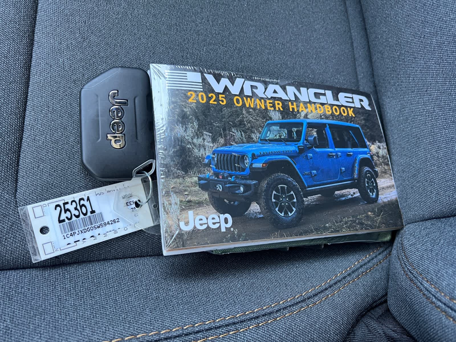 new 2025 Jeep Wrangler car, priced at $53,595