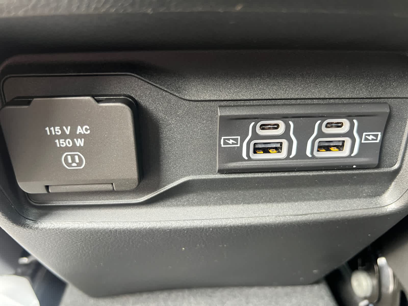 new 2025 Jeep Grand Cherokee car, priced at $44,135